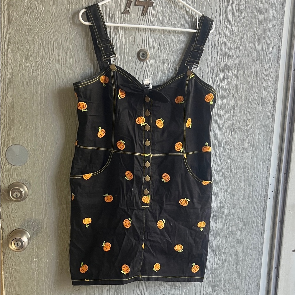 Black Pumpkin Print Dress
